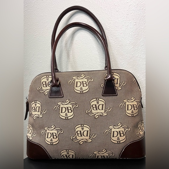 Vintage Dooney & Bourke Signature Zip Around Donegal Crest Domed Satchel Bag - Picture 2 of 16